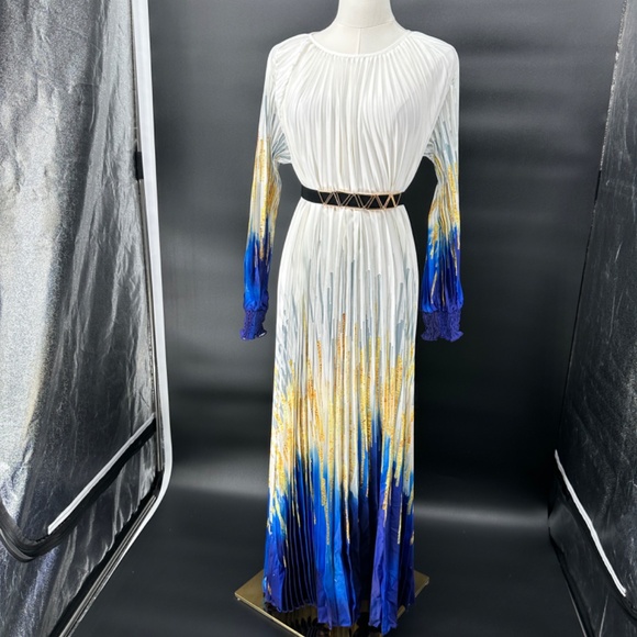 DRESS - Picture 3 of 3